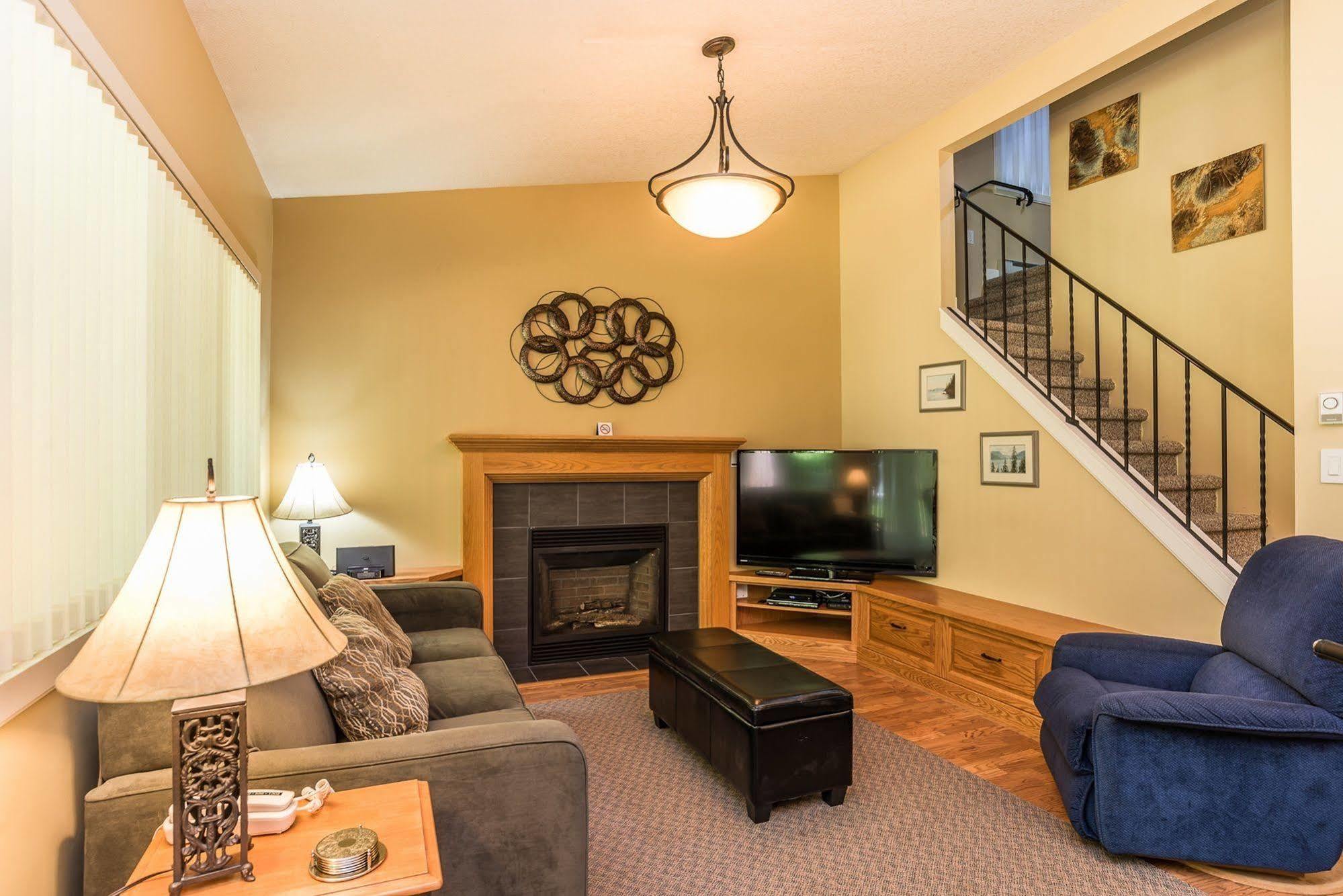 Ocean Trails Resort Parksville Buitenkant foto